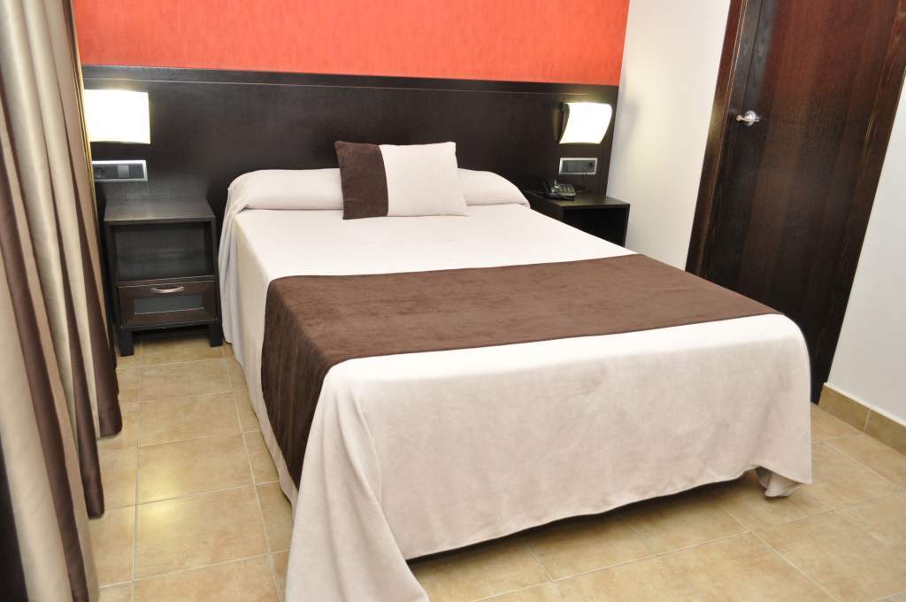 ซานโดส โมนาโก บีช โฮเต็ล แอนด์ สปา - อดัลต์ส ออนลี - ออล อินคลูสีฟ Hotel เบนิดอร์ม ภายนอก รูปภาพ